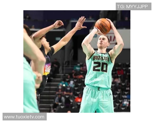 黄蜂对阵太阳精彩比赛完整视频回顾与分析让我们一起重温激烈瞬间